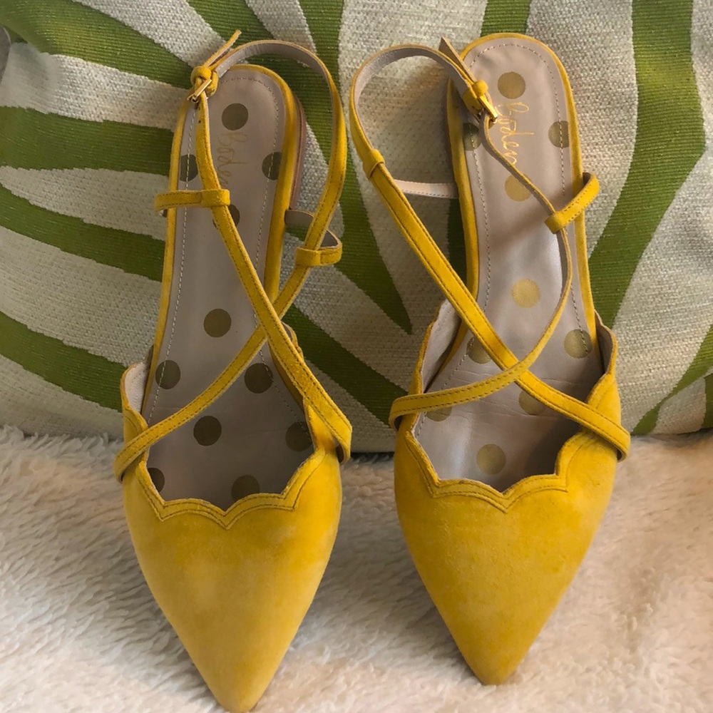 Boden yellow suede sandals